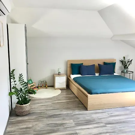 Milla Apartment *